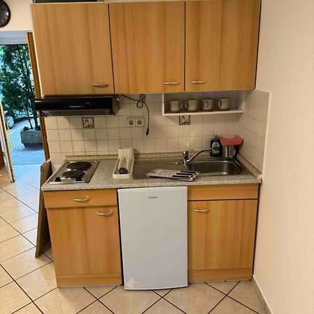Appartement Cozy Flat Near Tivoli Park With Free Parking à Ljubljana Extérieur photo