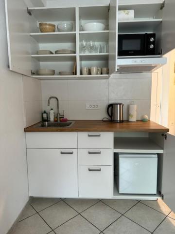 Appartement Cozy Flat Near Tivoli Park With Free Parking à Ljubljana Extérieur photo