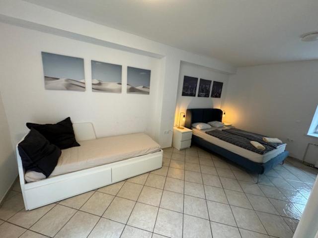 Appartement Cozy Flat Near Tivoli Park With Free Parking à Ljubljana Extérieur photo